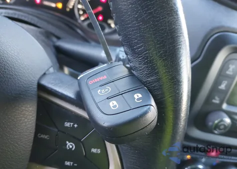 2015 Jeep Renegade Latitude из США, поврежденный, VIN ZACCJBBT5FPC22856